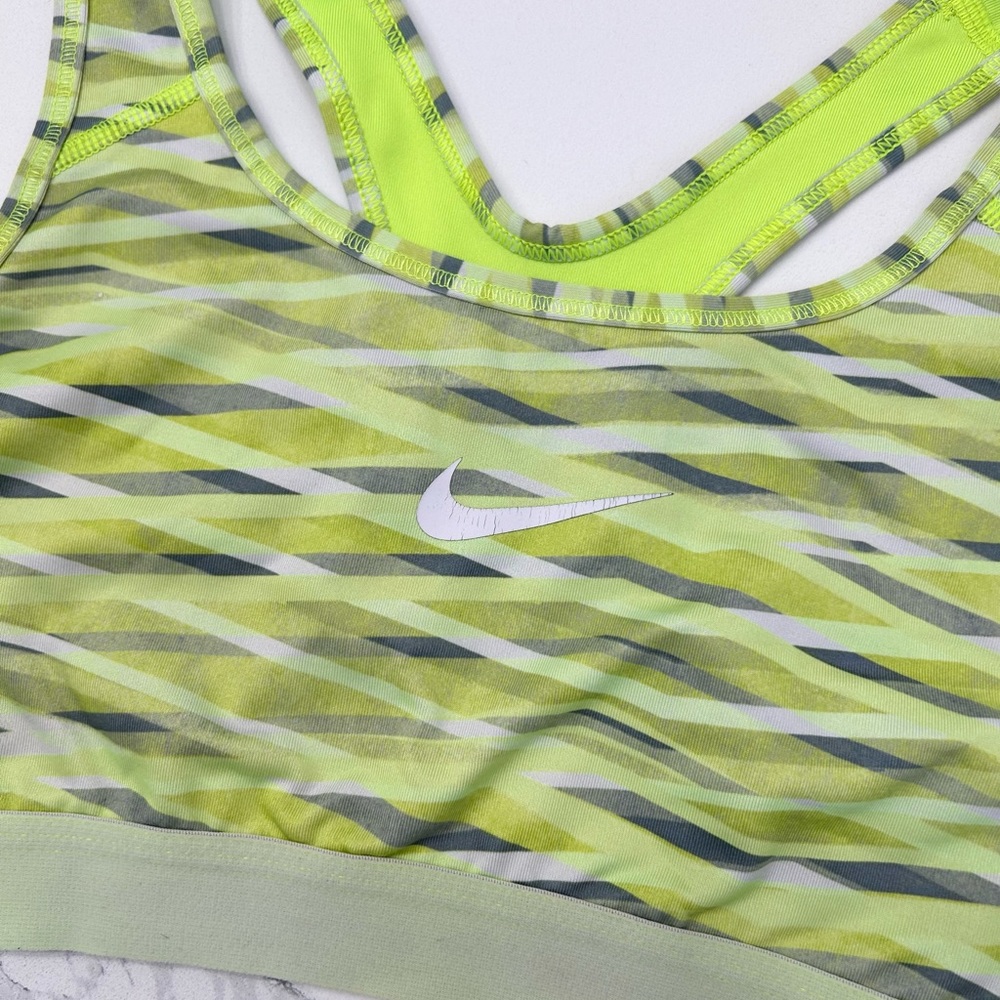 Medium - Nike Swoosh Medium Support Sports Bra - Picture 3 of 4